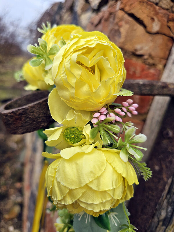 Artificial flower hair wreath for little girls - yellow 