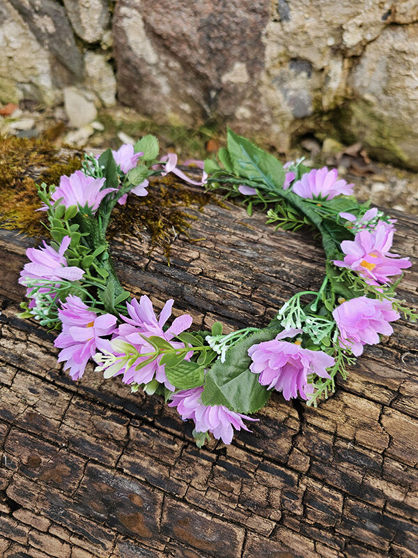 Artificial flower hair wreath for little girls - pink with daisies 