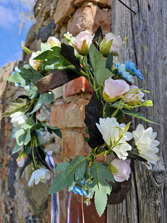 Artificial flower hair wreath - pink with blue and white