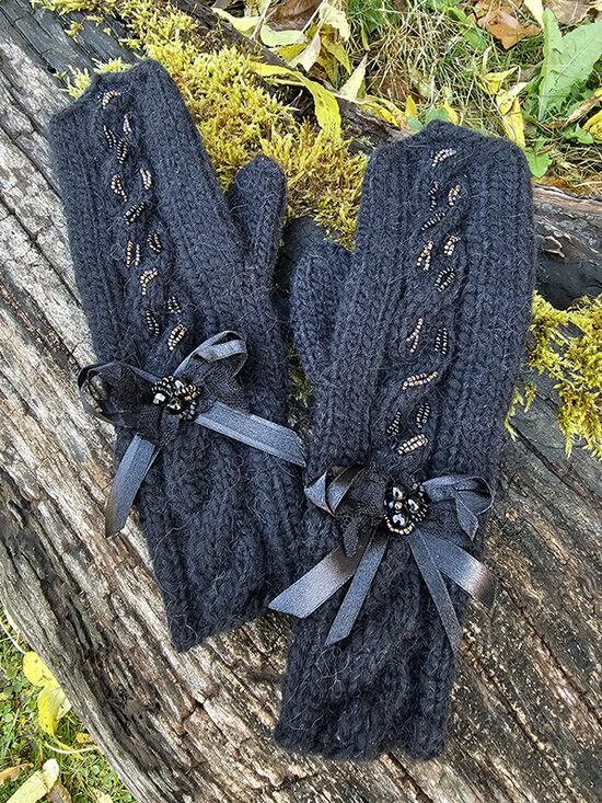Knitted mittens with braids and beads - black 