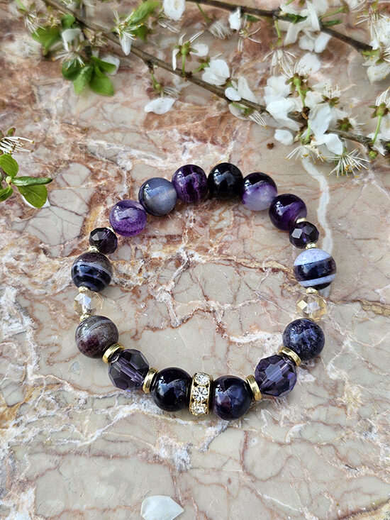 Natural stone bead bracelet - dark purple with gold color elements 