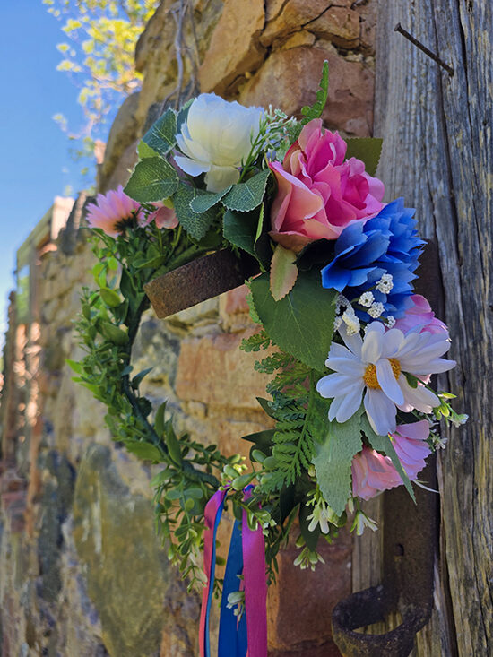 Artificial flower hair wreath - pink with cornflowers and daisies (thinner)