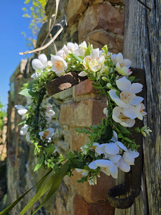 Artificial flower hair wreath - white with small flowers 