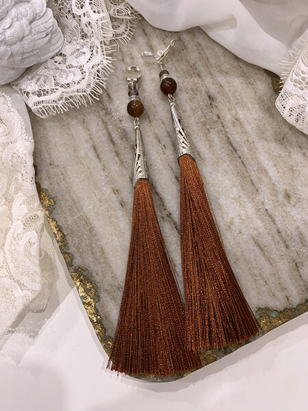 Clip earrings with tassel - reddish brown with silver colour fitting 