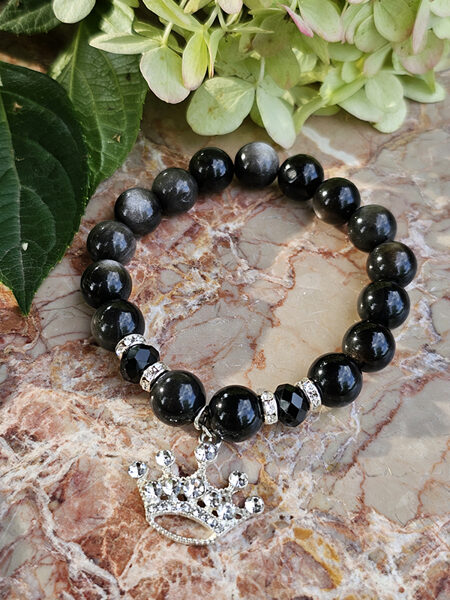 Natural stone bead bracelet - black with silver color elements and crown pendant