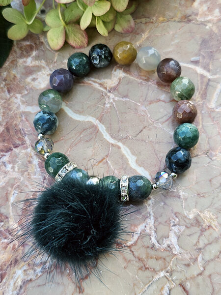 Natural stone bead bracelet - dark green with fluff 