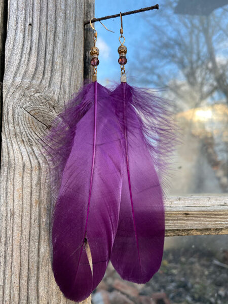 Feather earrings with hooks - purple with gold colour fitting 