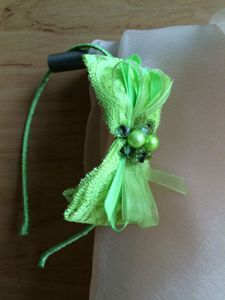 Hairband with lace bow - bright green