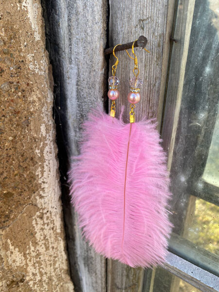 Feather earrings with hooks - pink with gold colour fitting 